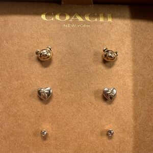 Coach Teddy Bear Heart Stud Earrings Set NIB